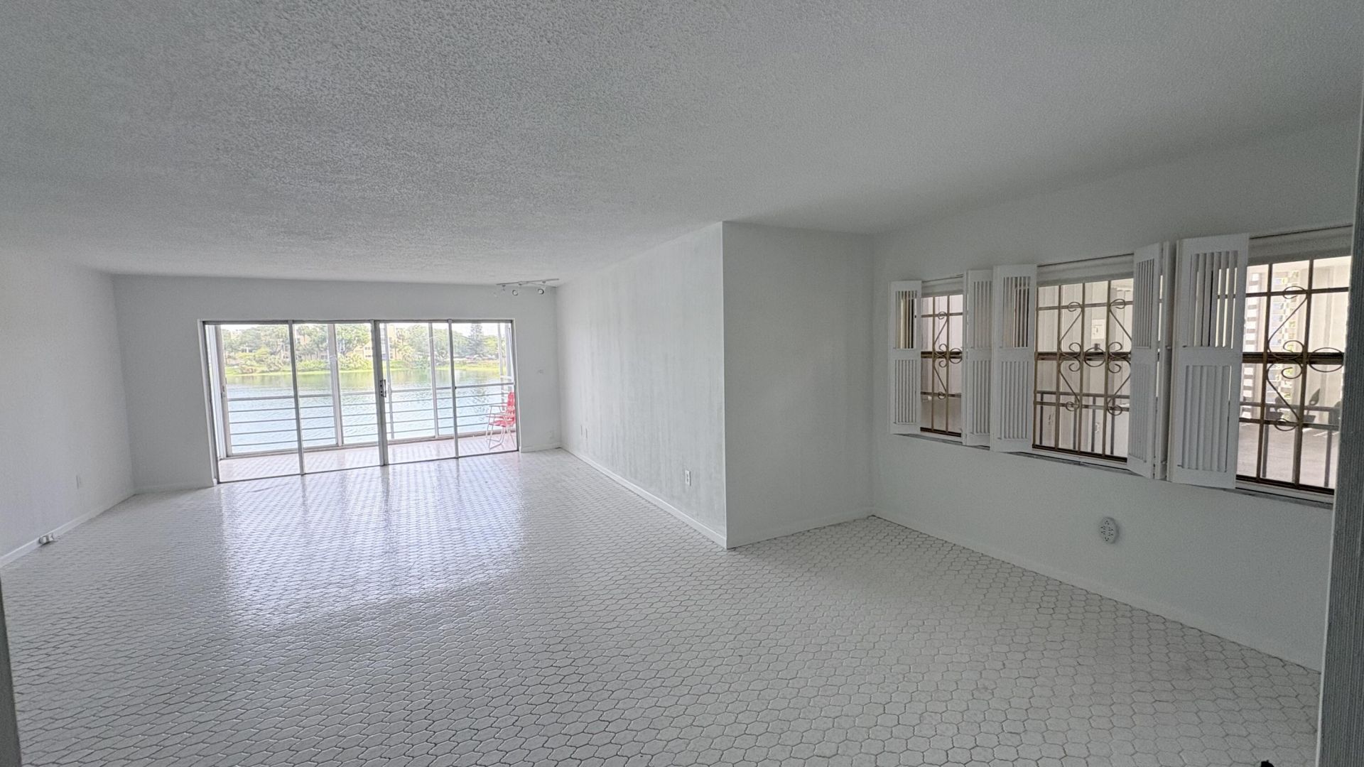 879 NE 195th Street, Unit 227, Miami, FL 33179 Photo