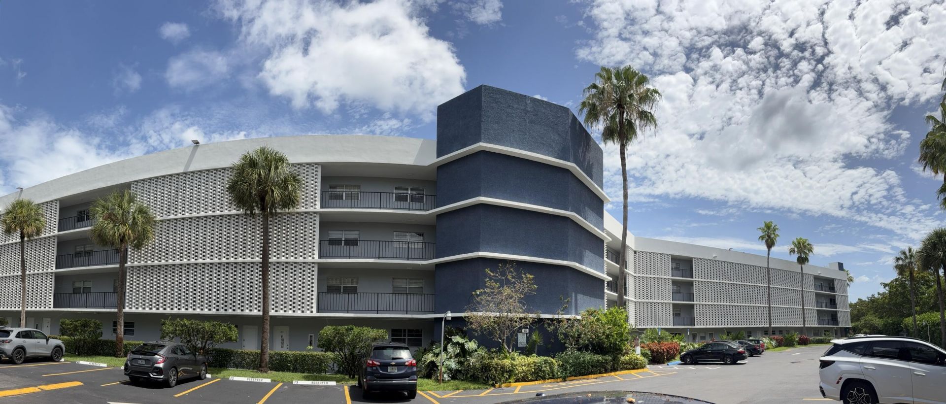 879 NE 195th Street, Unit 227, Miami, FL 33179 Photo