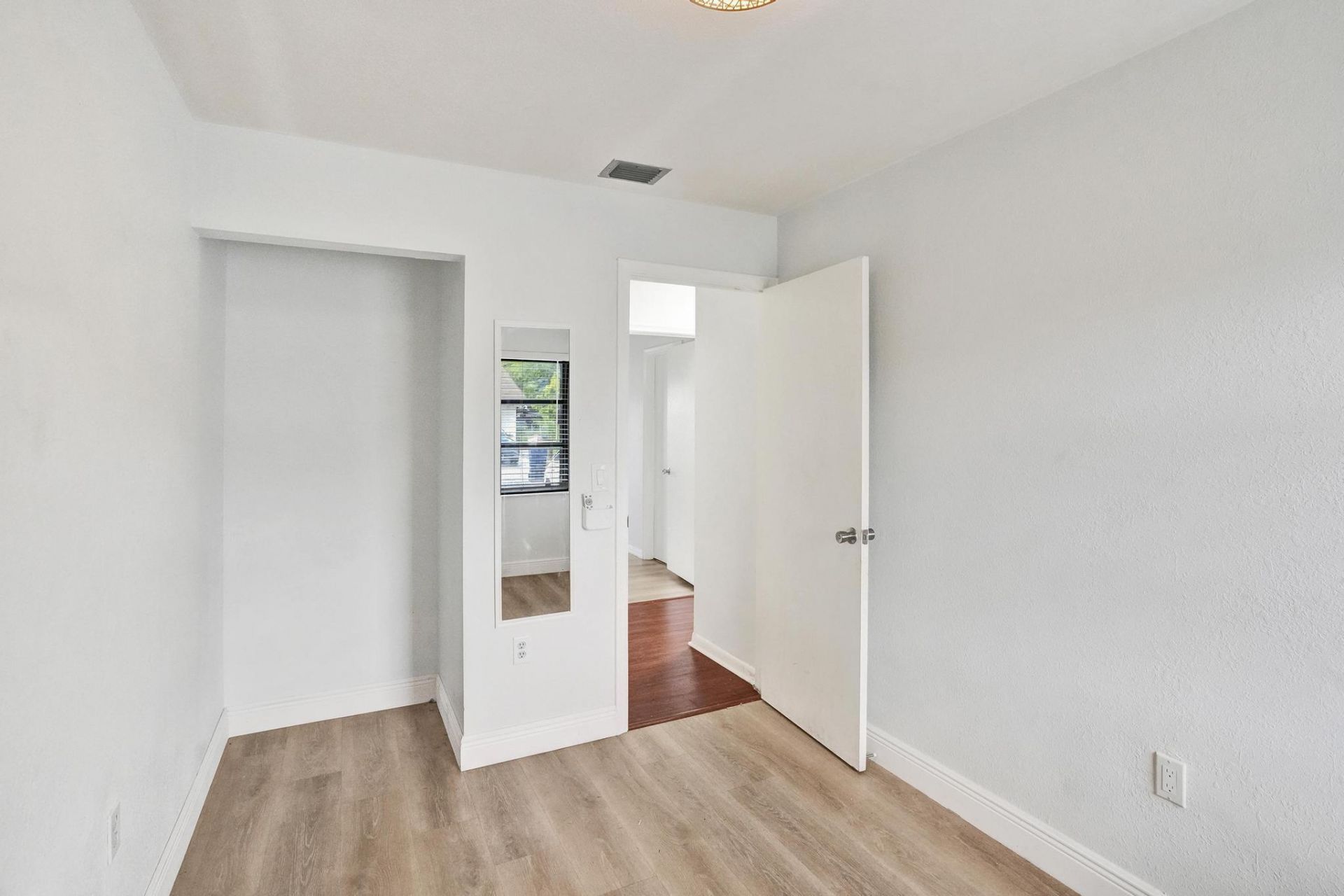 13934 SW 52nd Terrace, Miami, FL 33175 Photo