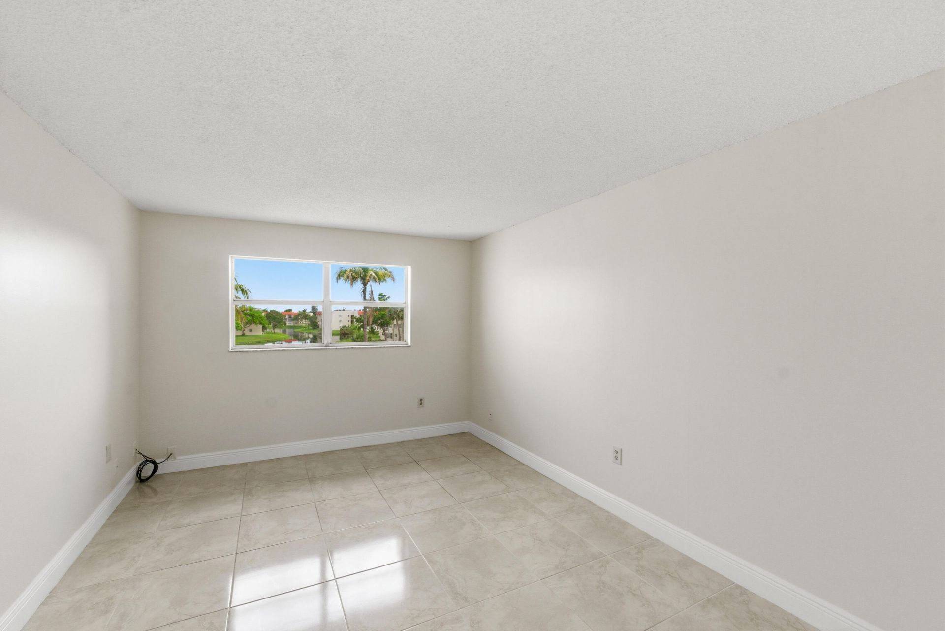 2651 E Sunrise Lakes Drive E, Unit 308, Sunrise, FL 33322 Photo