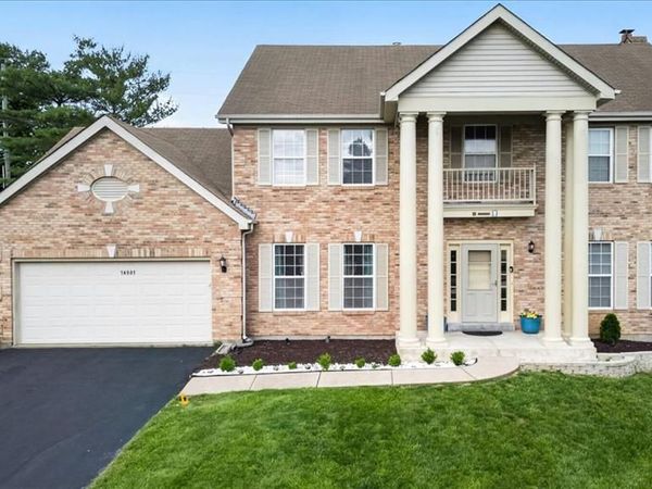 14901 Jockey Club Drive , Chesterfield, MO 63017
