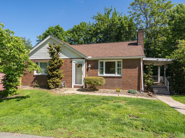 1 Spruce Alley , Monongahela, PA 15063