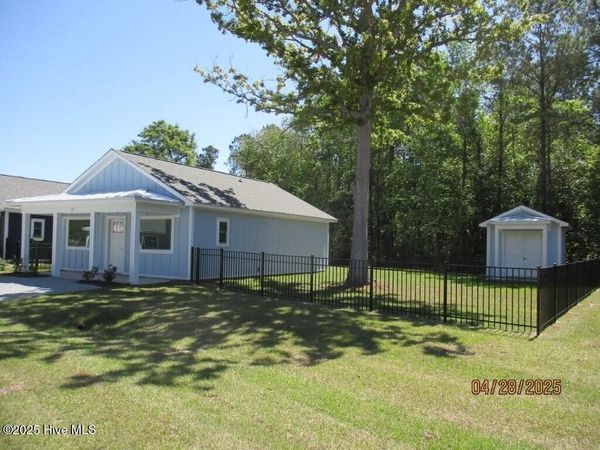 113 Long Pond Loop , Swansboro, NC 28584