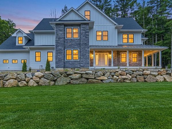 33 Pine Street, Dover, MA 02030