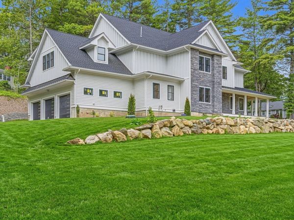 33 Pine Street, Dover, MA 02030