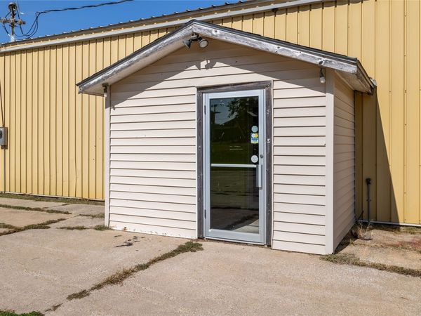 1505 18th Street, Perry, IA 50220