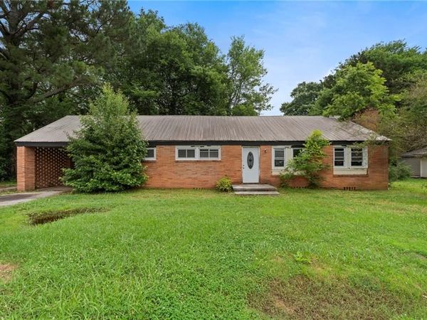 5 N Washington Street , Summerville, GA 30747