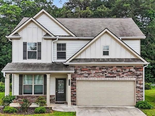 212 Mcginnis Circle , Calhoun, GA 30701