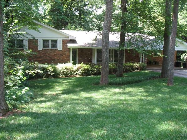 2281 Midvale Circle , Tucker, GA 30084