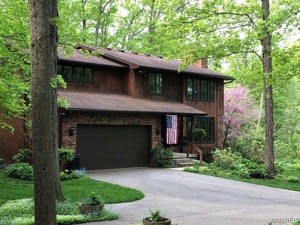 205 Blake Hill Road , Aurora, NY 14052