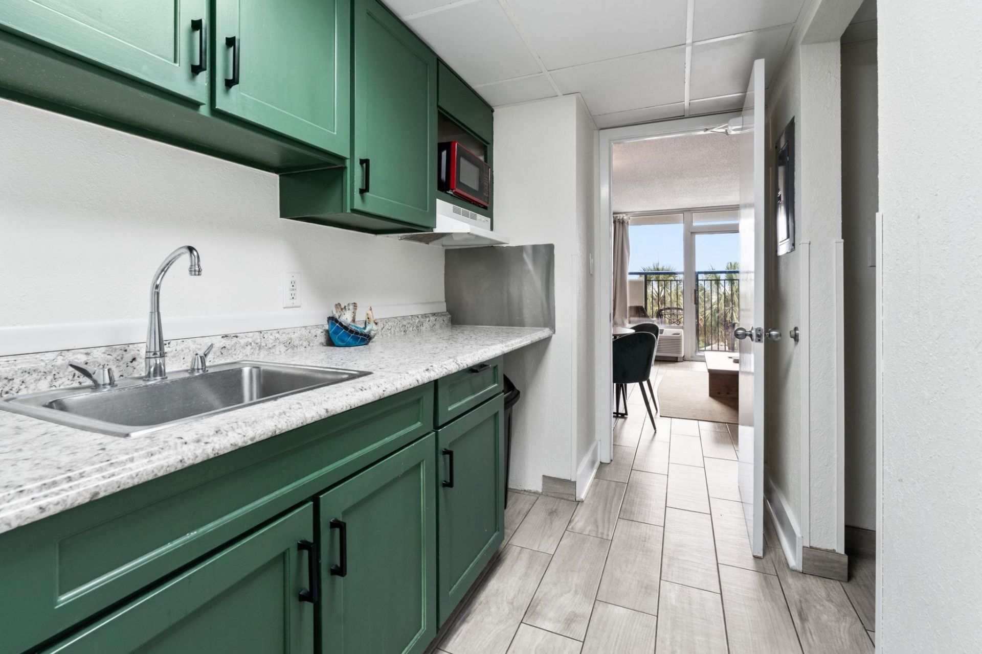 2300 N Ocean Blvd.  Photo 22