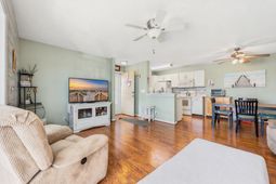 2257 Huntingdon Dr. photo 4