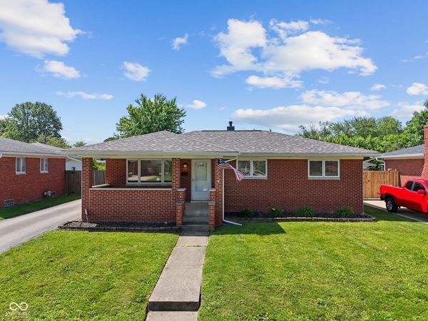 5563 Meadowood Drive, Speedway, IN 46224