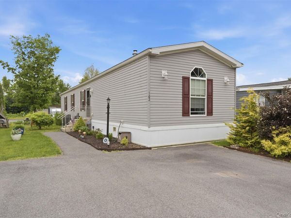 621 Sheafe, Unit 162, Poughkeepsie, NY 12601