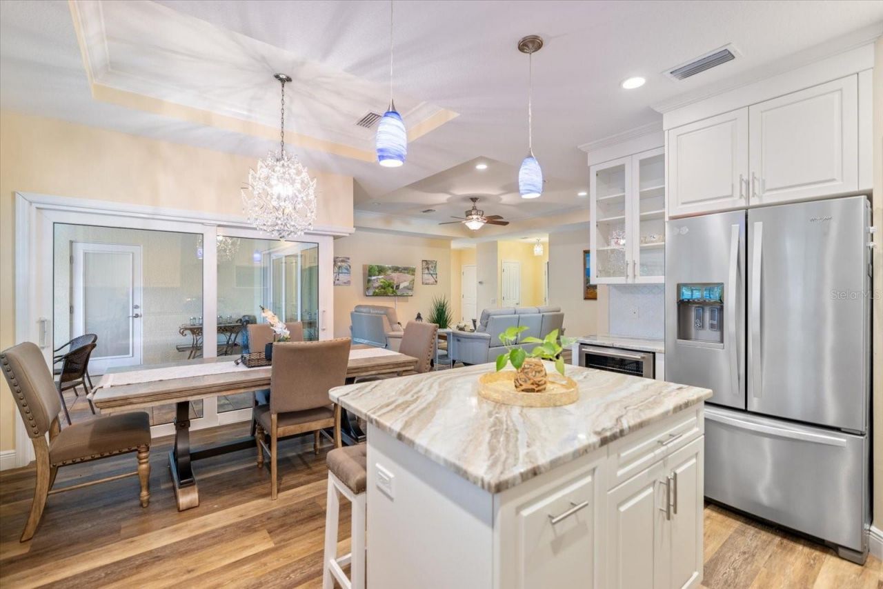 2339 Datura Street , Sarasota, FL 34239 Photo