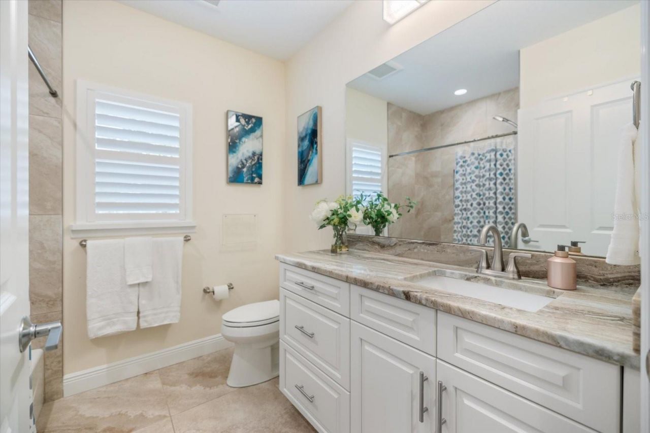 2339 Datura Street , Sarasota, FL 34239 Photo