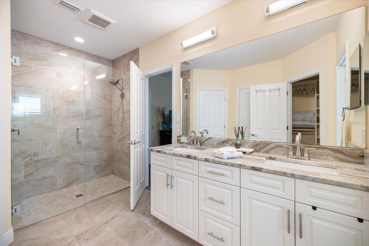2339 Datura Street , Sarasota, FL 34239 Photo