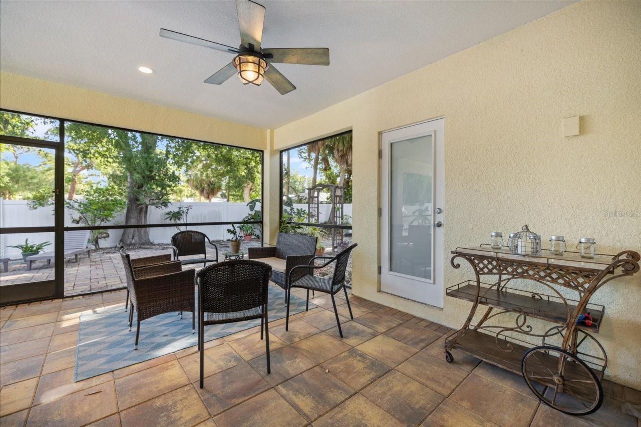 2339 Datura Street , Sarasota, FL 34239 Photo