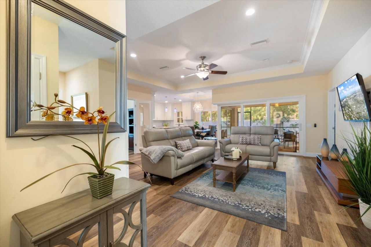 2339 Datura Street , Sarasota, FL 34239 Photo