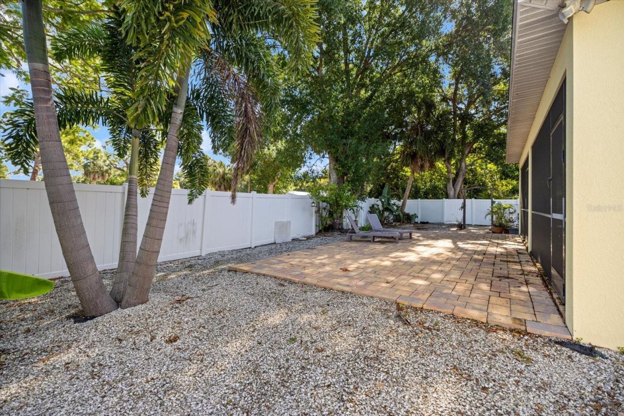 2339 Datura Street , Sarasota, FL 34239 Photo