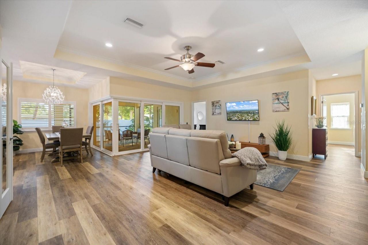 2339 Datura Street , Sarasota, FL 34239 Photo