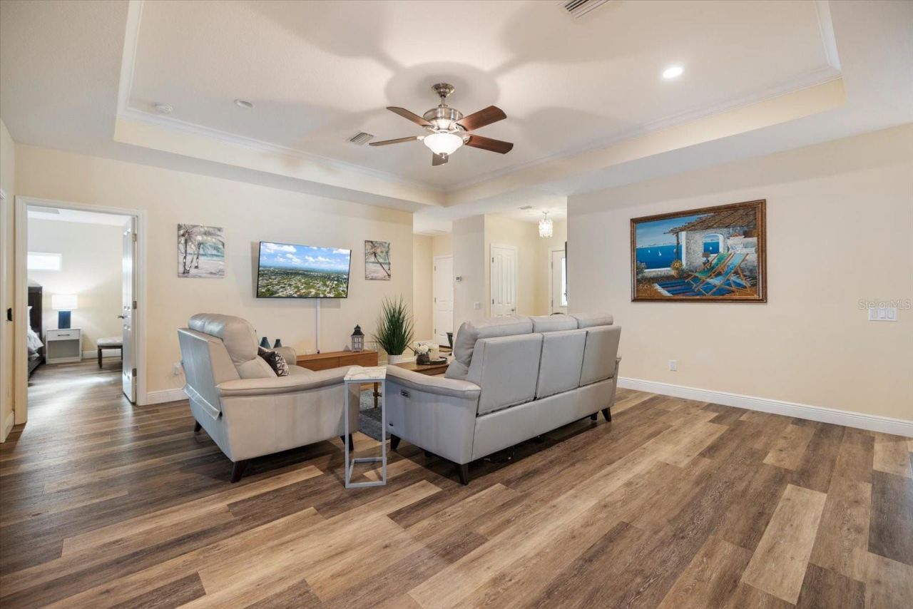 2339 Datura Street , Sarasota, FL 34239 Photo