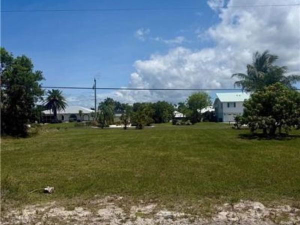 3780 Snow Bird LN , ST. JAMES CITY, FL 33956