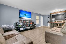 817 Sandpiper Drive photo 4