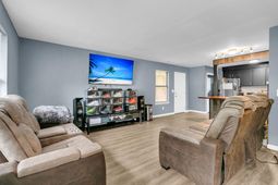 817 Sandpiper Drive photo 4