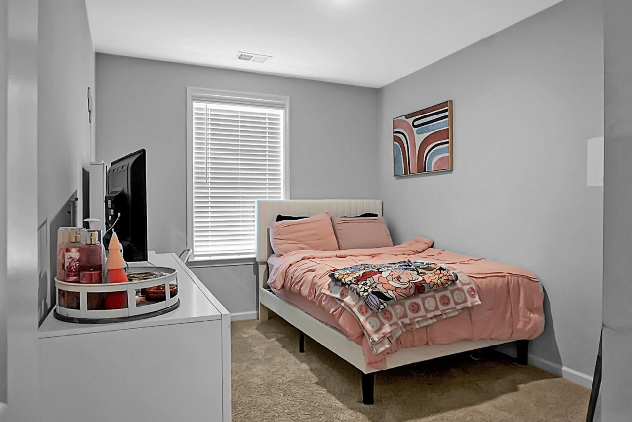 155 Cantona Drive Photo 35