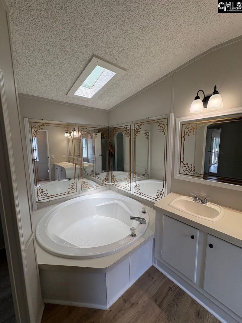 187 Phillip Drive  Photo 13