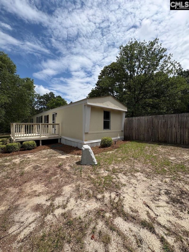 187 Phillip Drive  Photo 4