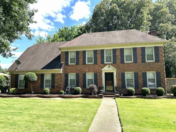 7219 COUNTRY OAKS DR, Memphis, TN 38125