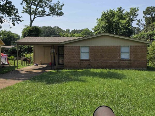 547 HOWARD DR, Memphis, TN 38109