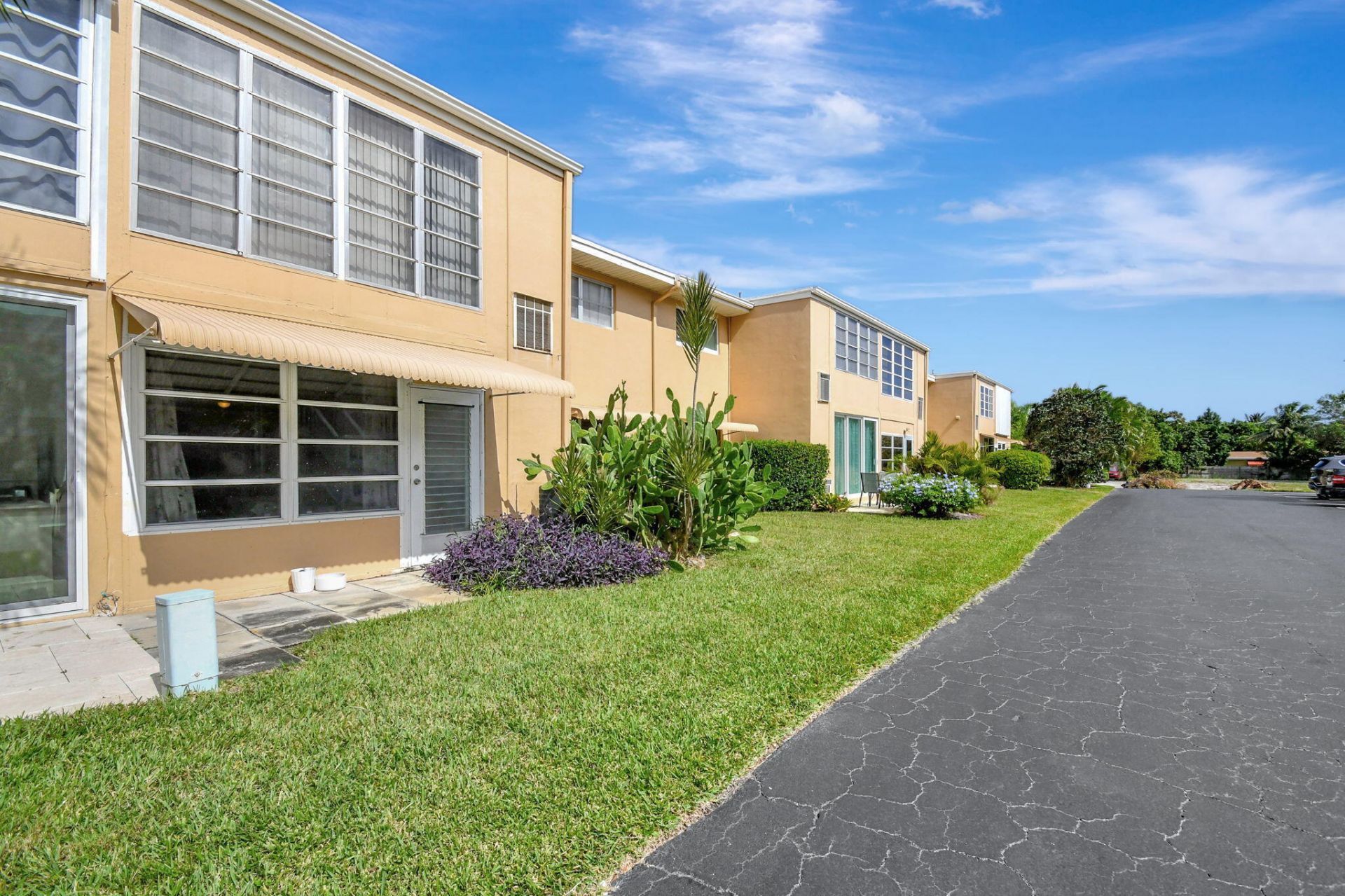 2121 NE 1st Court, Unit 105, Boynton Beach, FL 33435 Photo