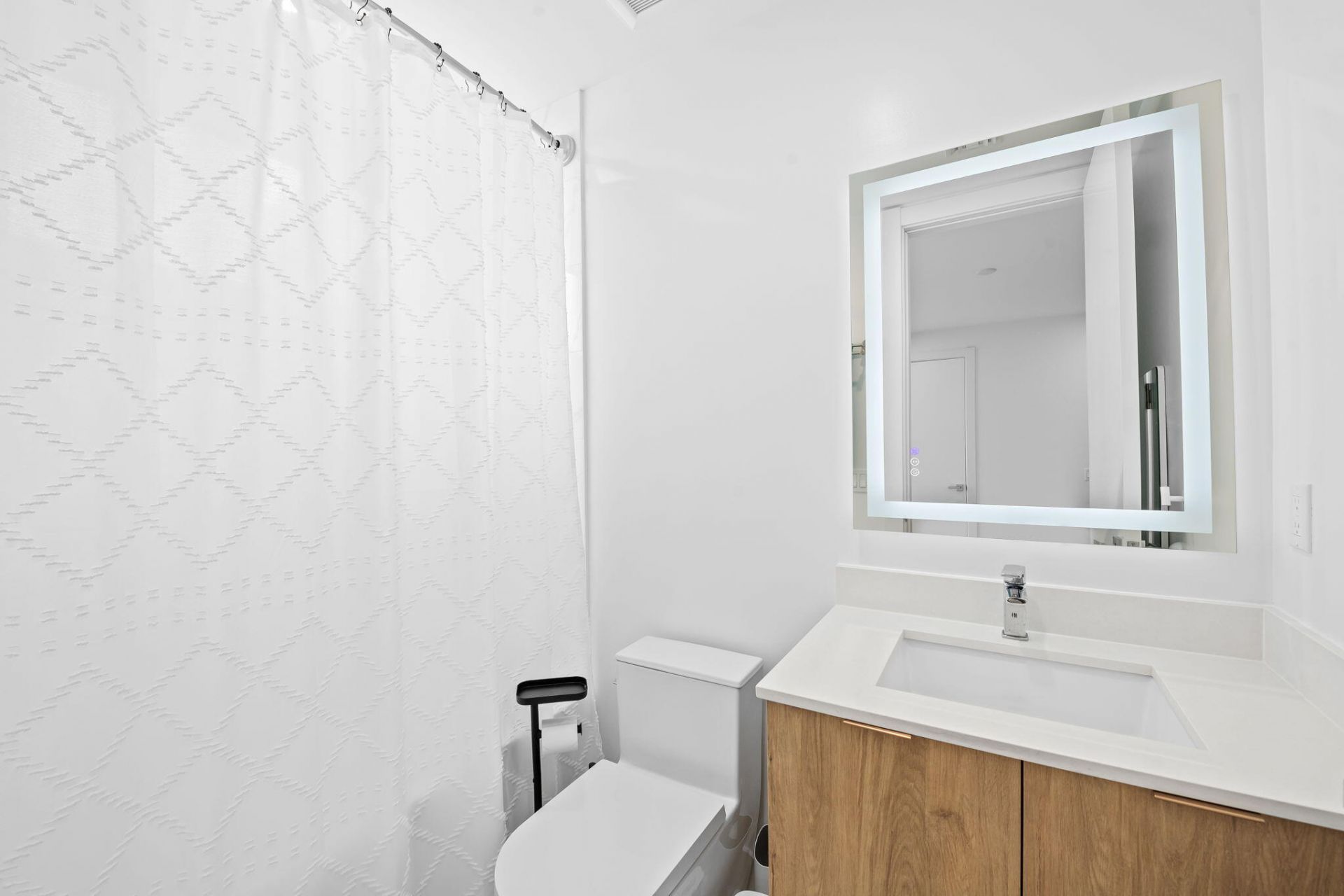 818 NE 2nd Street, Fort Lauderdale, FL 33301 Photo