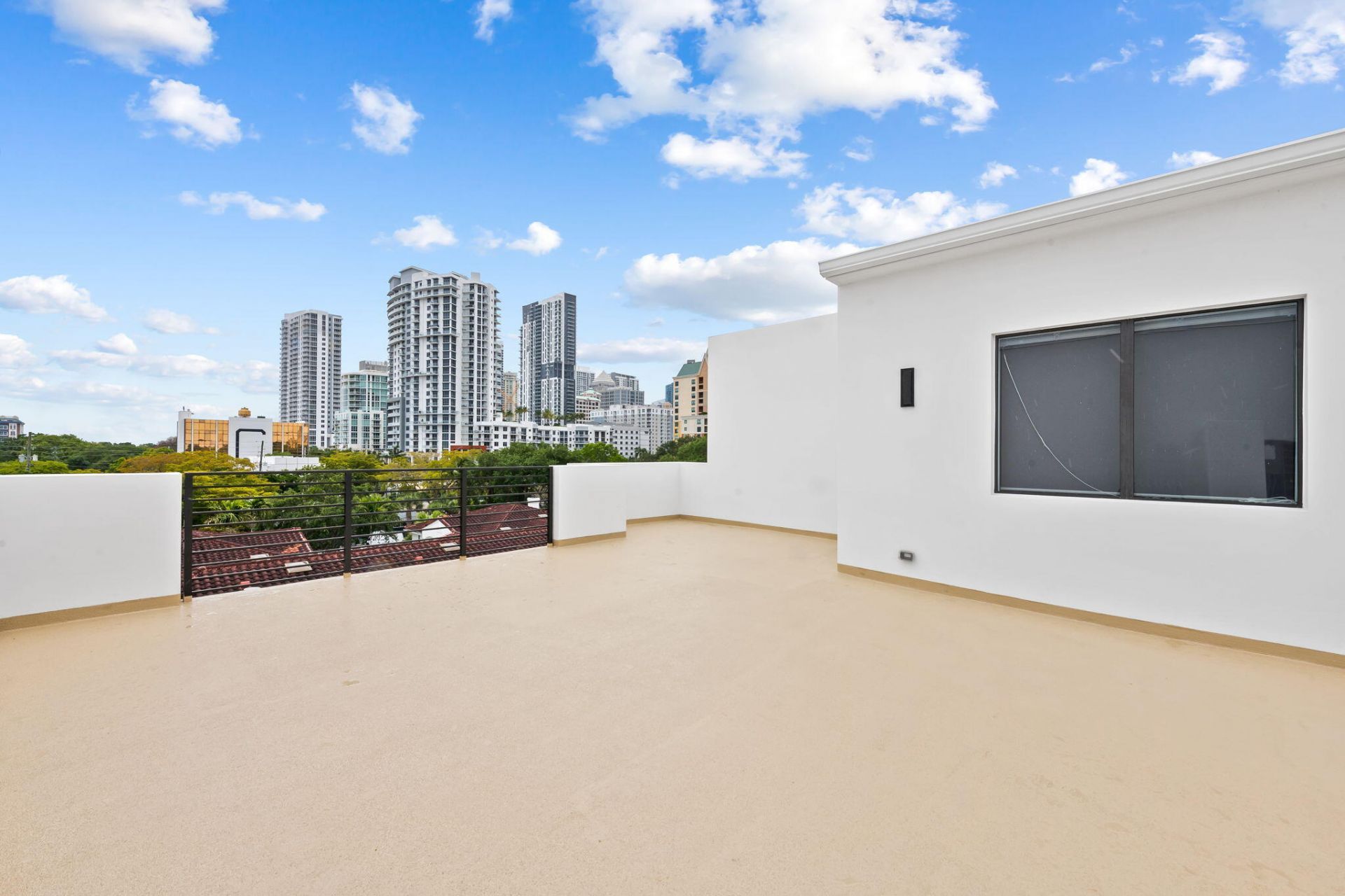 818 NE 2nd Street, Fort Lauderdale, FL 33301 Photo