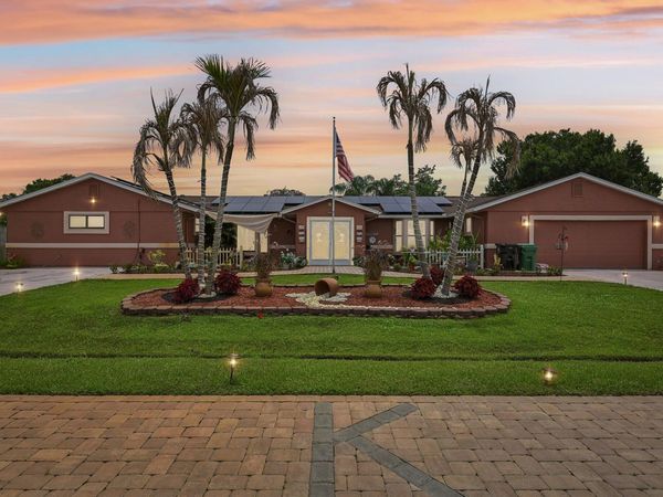2457 SW Mercer Street, Port St. Lucie, FL 34984