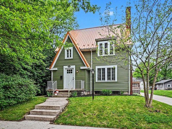 304 N Wayne Street, North Manchester, IN 46962