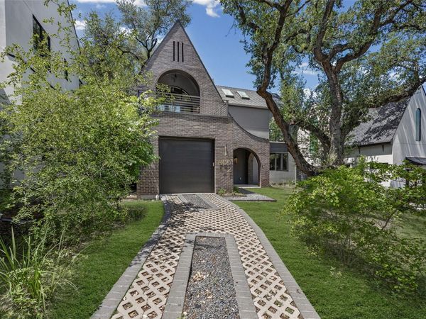 809 Mariposa DR, Unit 2, Austin, TX 78704