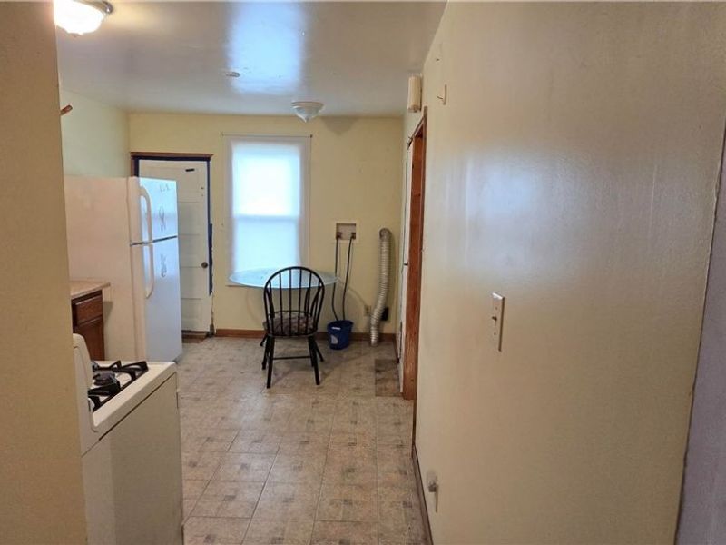 850 Kling Street , Akron, OH 44311 Photo 15