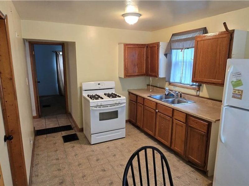 850 Kling Street , Akron, OH 44311 Photo 19