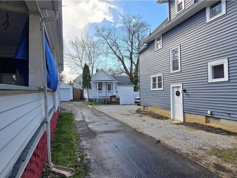 850 Kling Street , Akron, OH 44311 Photo 3
