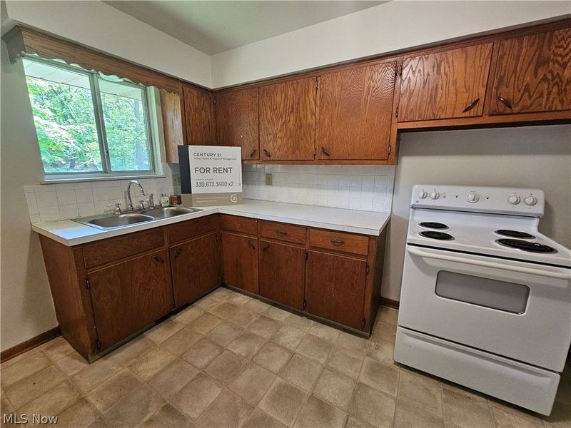 525 Irma Street, Kent, OH 44240 Photo 27