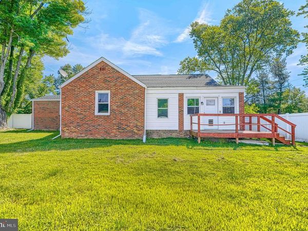 15 MOUNTAIN ROAD, FALLSTON, MD 21047