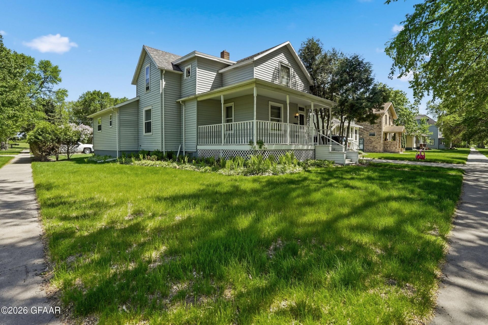 903 Reeves Drive , Grand Forks, ND 58201 Main Photo