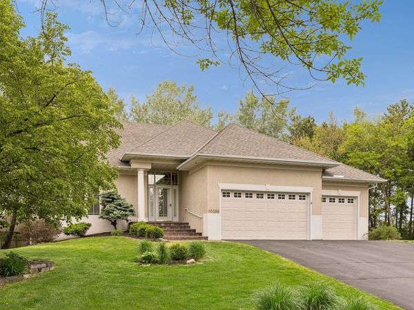 10586 Estate Drive , Eden Prairie, MN 55347