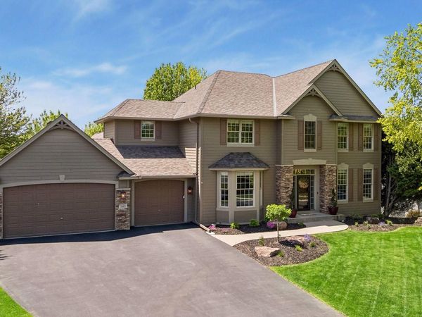 1981 Topaz Drive, Chanhassen, MN 55317
