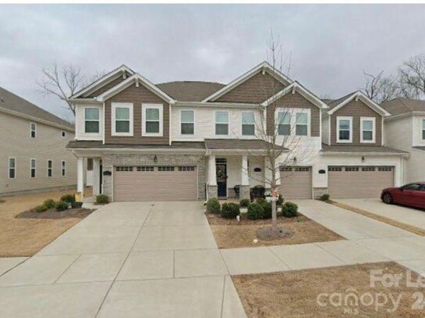 8122 Overmeadow Lane , Charlotte, NC 28269