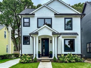 1929 Brookwood Avenue , Royal Oak, MI 48073